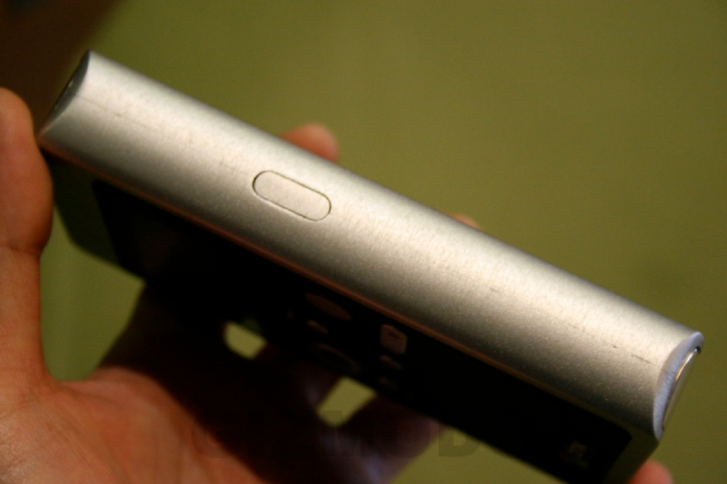 Illustration for article titled First Look: Zink Camera Has a Printer In Its Back